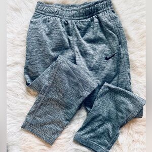 Nike Therma-Fit Charcoal Gray Joggers Fleece-lined Boys Size Large